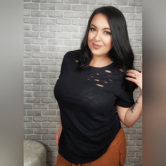 NWT distressed tee - Picture 1 of 1